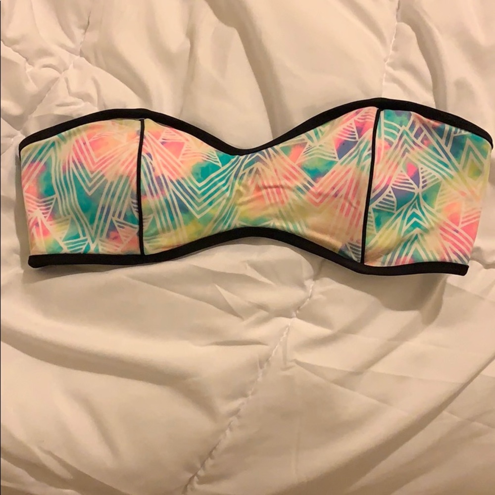 Reversible Black/ Multi-Color Bandeau